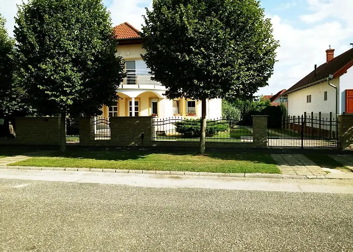 Lägenhet Abigel Thermal Bük